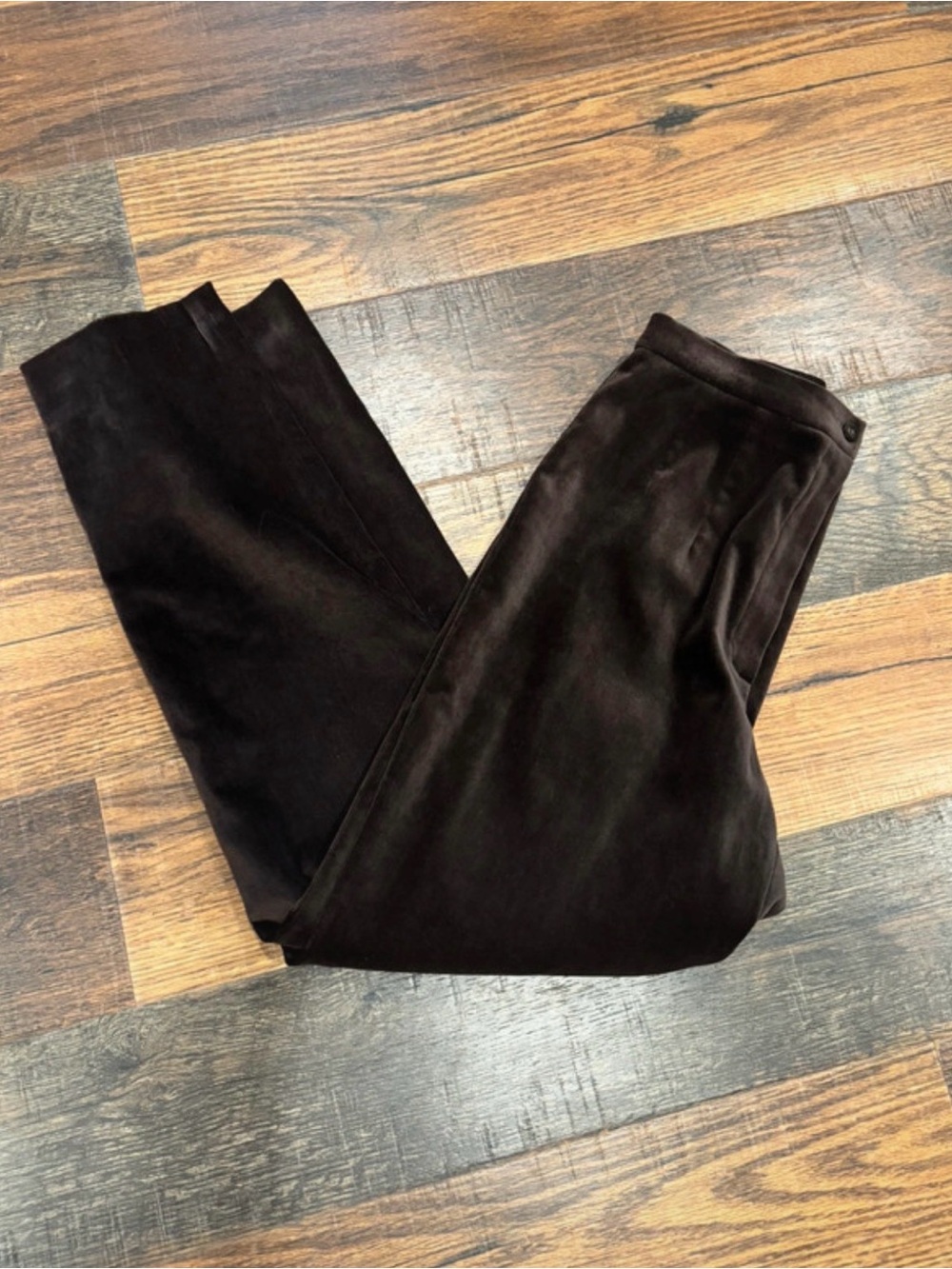 Women's Straight Leg Jeans in Dark Brown